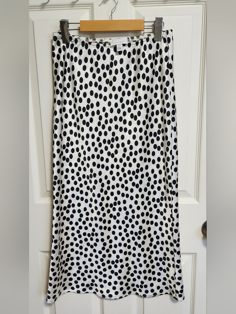 TOPSHOP Black and White Polka Dot Midi Skirt -